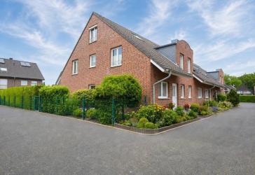 Hochwertiges Familienhaus mit Vollkeller, Studio und sonnigem Garten.