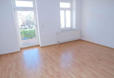 ** 2 Balkone ** 5 Zimmer Wohnung im Zentrum von Zwickau zu vermieten!