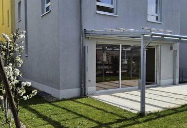 Maisonette-Wohnung mit schönen S/W-Garten + überdachter Terrasse + Stellplätze