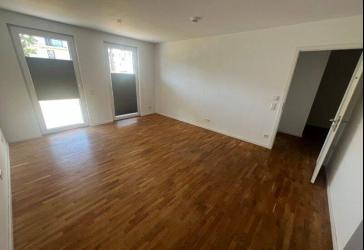 Großzügig wohnen mit Stil: Hochwertige 4-Zimmer-Wohnung im Hilde-Wulff-Weg - sofort bezugsbereit