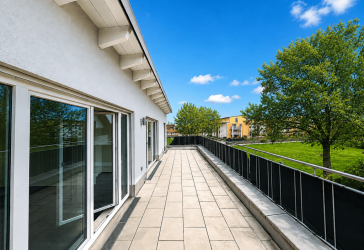 **Ein Traum wird wahr** Herrliche 2 Zi.-Dachterr.-Whg. mit TG in Bestlage Hallbergmoos (S8)