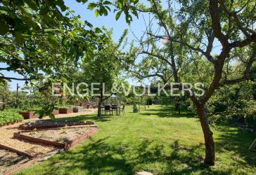 Reihenendhaus mit Wintergarten & Wellness-Terrasse - plus riesigem Pachtgrundstück