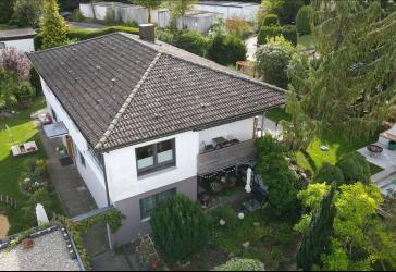 Einfamilienhaus freistehend mit Einliegerwohnung