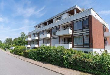 Charmante Eigentumswohnung im maritimen Ostseestil – 2,5 Zimmer mit zwei Balkonen in 23863 Scharbeutz