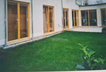 barrierefreie Wohnung mit eigenem Garten von privat, Preis VB