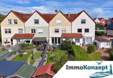 Großzügiges Reihenhaus mit 182 m², 6 Zi., Garten, Kamin und Garage in Hanstorf bei Rostock!
