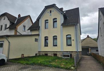 Vermietetes Zweifamilienhaus in gutem Zustand in Hermannshagen