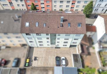 Großzügige 4-Zimmer-Wohnung mit viel Platz zum Wohlfühlen- 4 Zimmer mit Balkon, Keller & Stellplatz