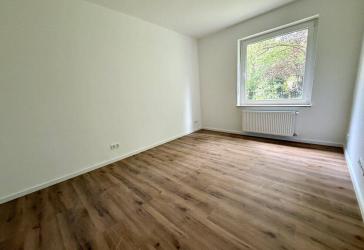 Erstbezug nach Sanierung - Gut geschnittene 3-Zimmerwohnung
