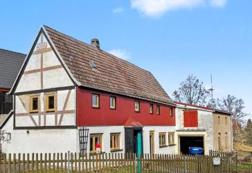 Einfamilienhaus mit Potential im grünen Umland von Dresden - ca. 25 min bis zur Dresdner Innenstadt