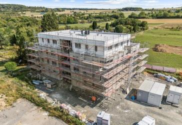 Im Erstbezug nach Fertigstellung: Großzügige 2-Zimmerwohnung mit Balkon und Stellplätzen