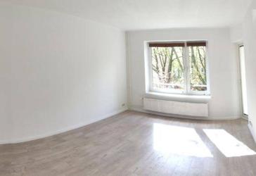 Helle, freundliche 2-Zimmer Wohnung in Hamburg-Uhlenhorst mit Balkon, courtagefrei