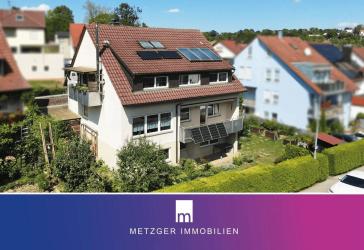 Charmantes Zweifamilienhaus mit Einliegerwohnung, Gartenidylle und großzügigem Hof