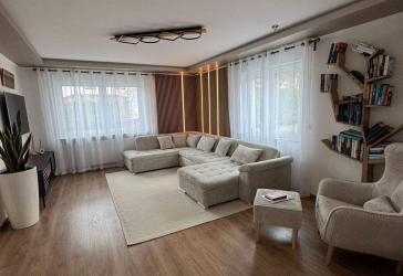 Provisionsfrei-Großzügiges, komplett saniertes Einfamilienhaus im Süden von Nürnberg – ideal für Familien