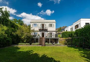 Vorschaubild Villa