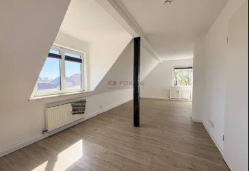 Top Dachgeschoss Wohnung mit 4 Zimmern!!
