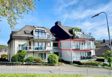 Zu verkaufen: 2 TG-Plätze und eine 1-Zi-Wohnung