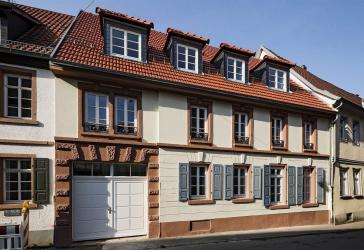 Liebevoll saniertes Mehrfamilienwohnhaus mit 9 Apartments in Heidelberg