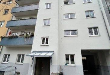 Schnäppchen!!! Familienfreundliche 4,5 Zimmer Wohnung in zentraler Südstadtlage zur Kapitalanlage
