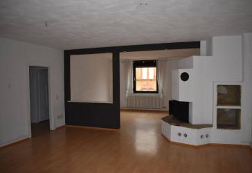 Stilvoll wohnen: 4 Zimmer & EBK.
