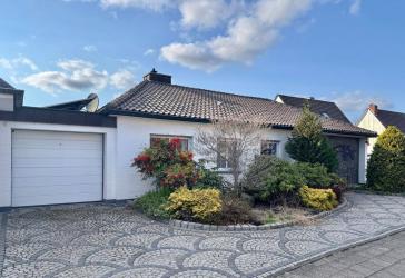 Attraktiver Bungalow in Kaarster Bestlage !