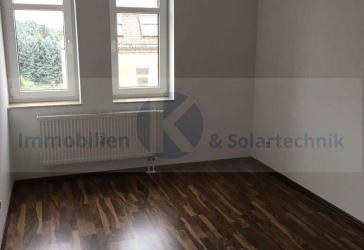 *Lichtdurchflutete 2 Raumwohnung über den Dächern von Markkleeberg*