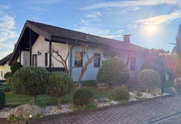 Charmanter Bungalow in ruhiger Lage - einziehen und wohlfühlen