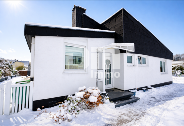 (R)eserviert! Altengerechter gepflegter Bungalow mit Gartenbereich, Terrasse, Garage
