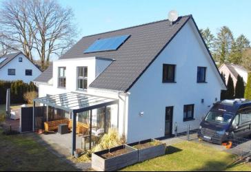 Besser als Neubau - Neuwertige Doppelhaushälfte mit tollen Highlights wartet auf Dich