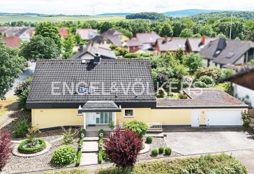 Einzugsbereites 2-Familien-Haus mit flexiblen Nutzungsmöglichkeiten