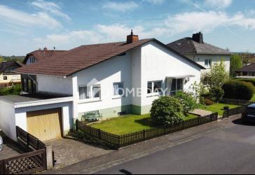 Einfamilienhaus mit Herz, Gartenidylle & Ausbaupotenzial in Limburg-Staffel