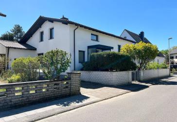 Großzügiges Einfamilienhaus in ruhiger Lage in Babenhausen
