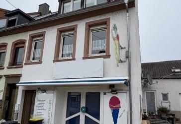 Einfamilienhaus mit Gewerbe