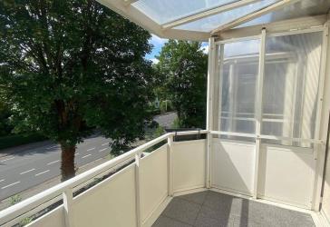 ERSTBEZUG NACH RENOVIERUNG - Erdgeschosswohnung mit Tageslichtbad und Balkon