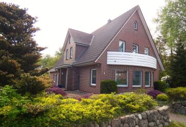 Stilvolles Wohnhaus plus Anbau mit 2 genehmigten Ferienwohnungen
