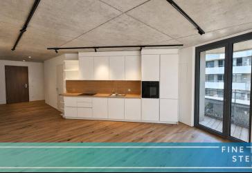 Designstarke Wohnung mit großem Balkon und maßgefertigter Einbauküche