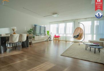 Großzügige 4-Zimmer-Wohnung mit Aufzug, Süd-Ost-Balkon & Stellplatz!