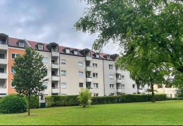 Wohnen mit Gartenflair: Helle Erdgeschosswohnung in beliebter Wohnlage mit Sonnenterrasse und eigenem Gartenanteil