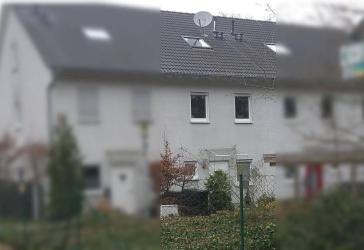 PROVISIONSFREI: Attraktives Reihenhaus mit schönem Garten
