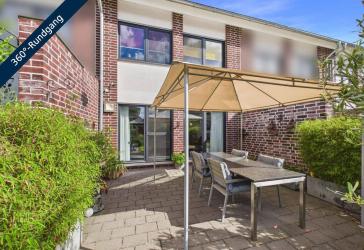 Familienfreundliches Reihenhaus von 2016 mit Garten, Garage & ausgebautem Dachstudio
