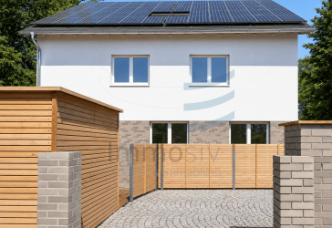 Neuwertige Doppelhaushälfte mit ca. 156 m² Wohnfläche, Terrasse, Garten und zwei Außenstellplätzen