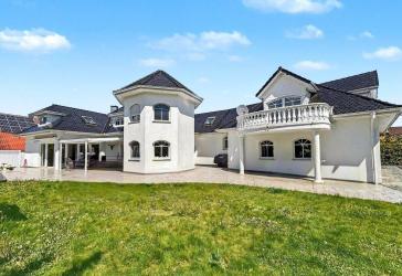 Vorschaubild Villa