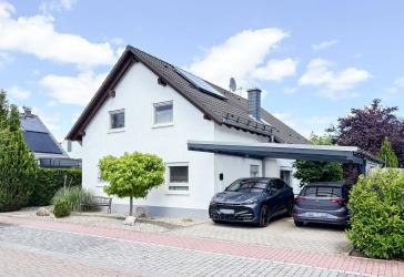 Attraktives EFH mit viel Platz zum Leben und Gestalten in ruhiger und naturnaher Lage von Radheim!