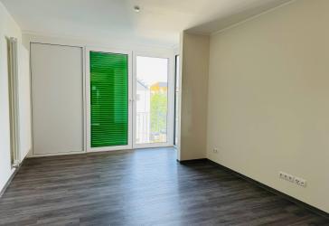 großartige 4-Raum Wohnung