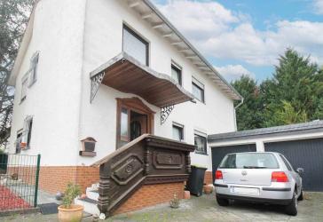 Charmantes Zwei- bis Dreifamilienhaus mit grüner Oase und hervorragender Lagequalität in Wörrstadt