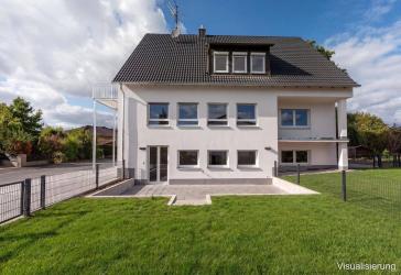 Hochwertig sanierte 3-Zimmer-EG-Wohnung mit Terrasse, Garten und 2 Stellplätzen
