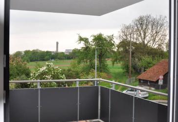 Neuwertige 3 Zimmer Wohnung mit tolle Aussicht Balkon