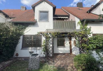 Reihenhaus mit Garten in Ergolding/Piflas