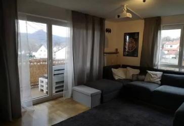Hechingen, 3-Zimmer-Wohnung mit Balkon im 1. OG