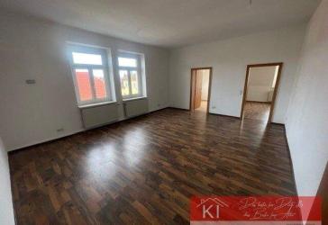 Schöne 3 Raum Dachgeschosswohnung im Villenviertel von Bautzen...